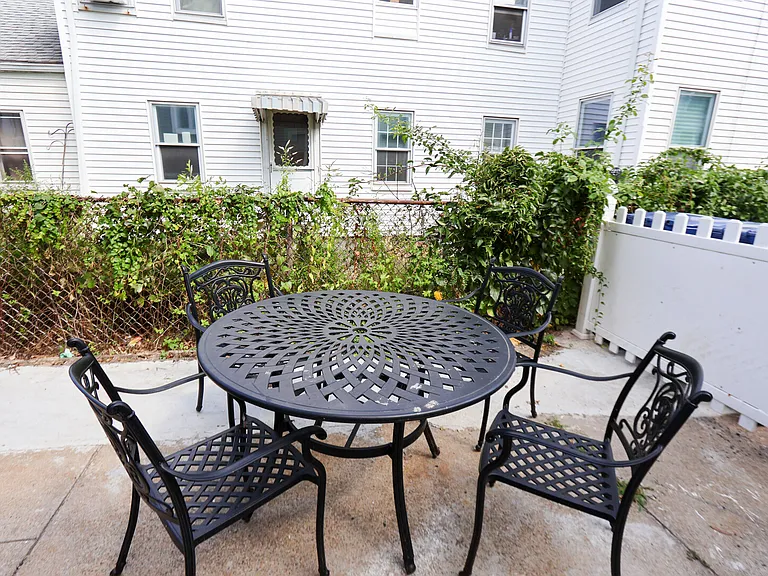 Thorndike St — Photo 14