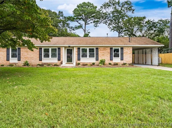 814 Bedrock Dr, Fayetteville, NC 28303