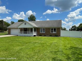 144 Stonepost Rd, Louisville, KY 40229
