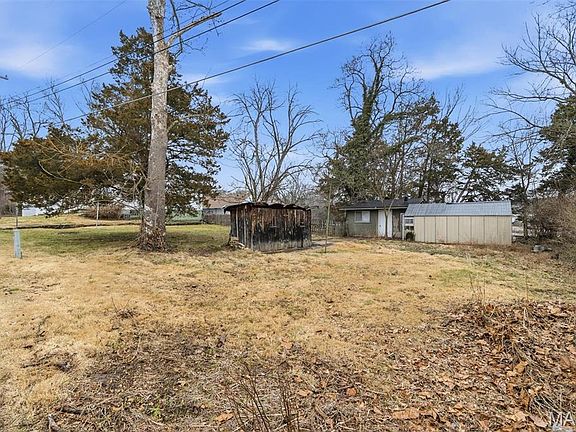 4th image of 4116 Glendale Rd