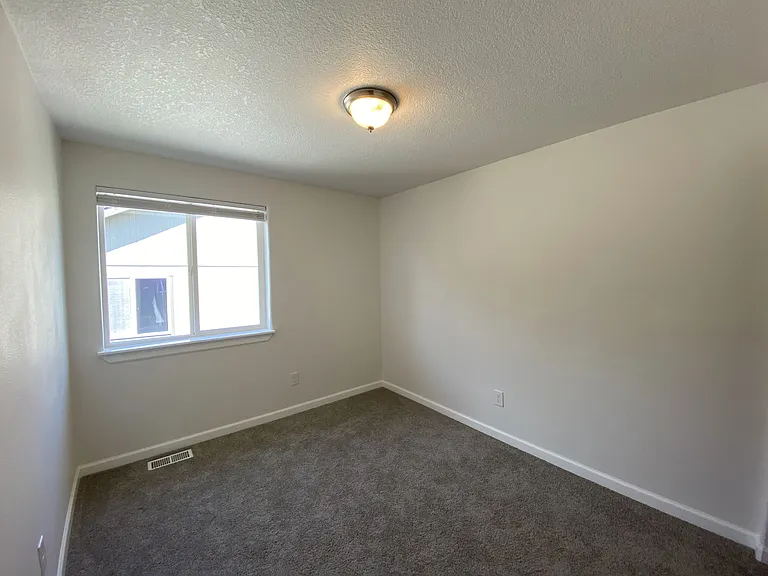 7285 NE Shaleen St — Photo 30
