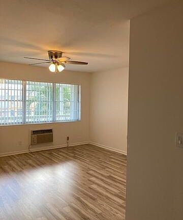 2nd image of 17 Kingswood E