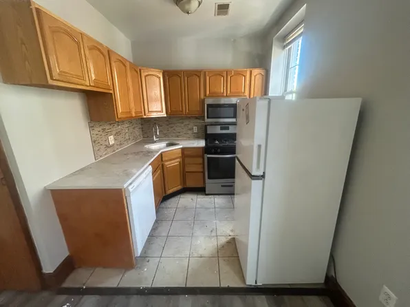5101-21 Walnut St, Philadelphia, PA