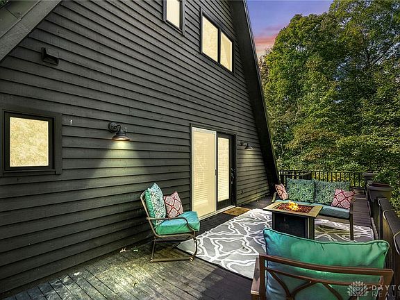 2nd image of 6472 Crest Dr