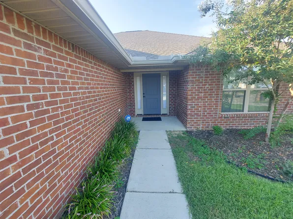 18046 Green Leaves Dr, Gulfport, MS 39503