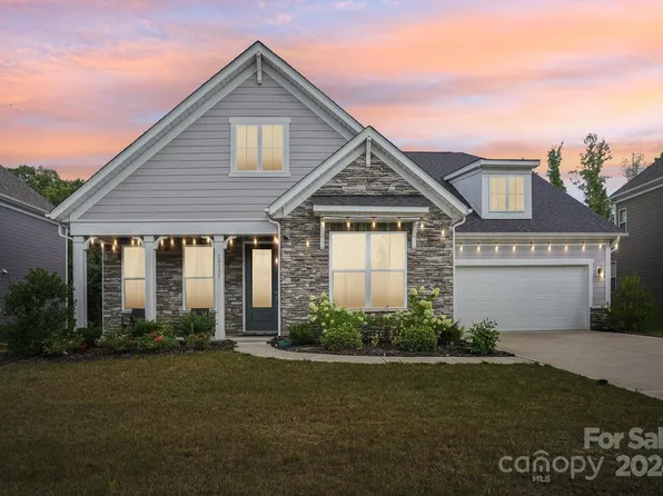 10331 Paper Birch Dr, Charlotte, NC 28215