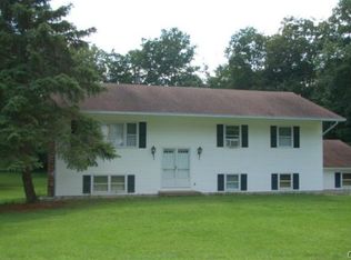 11 Monarch Rd, Danbury, CT 06811