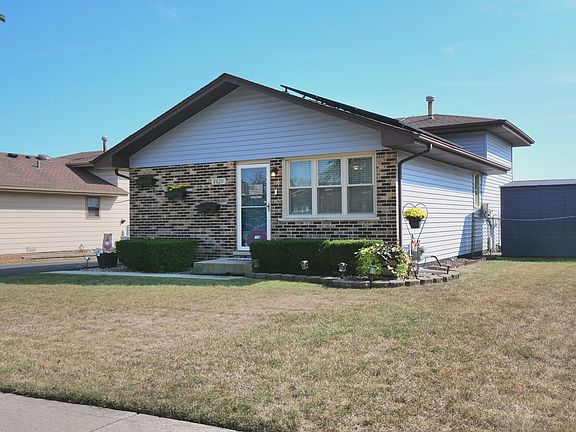 2nd image of 8829 167th St