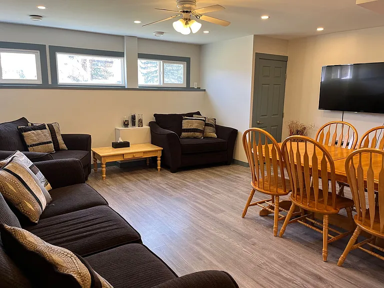 5404 54th Ave #B — Photo 4