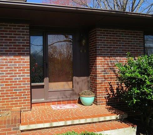 5th image of 1063 Hilltop Dr