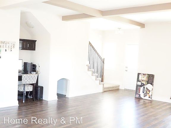 3rd image of 1164 Belvoir Ln