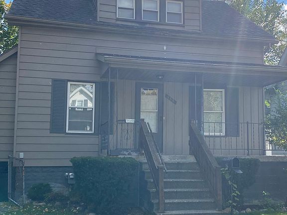 2nd image of 444 E Saratoga Ave
