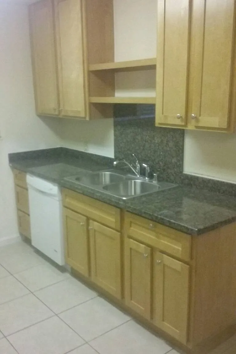 3126 College Avenue - B — Photo 1