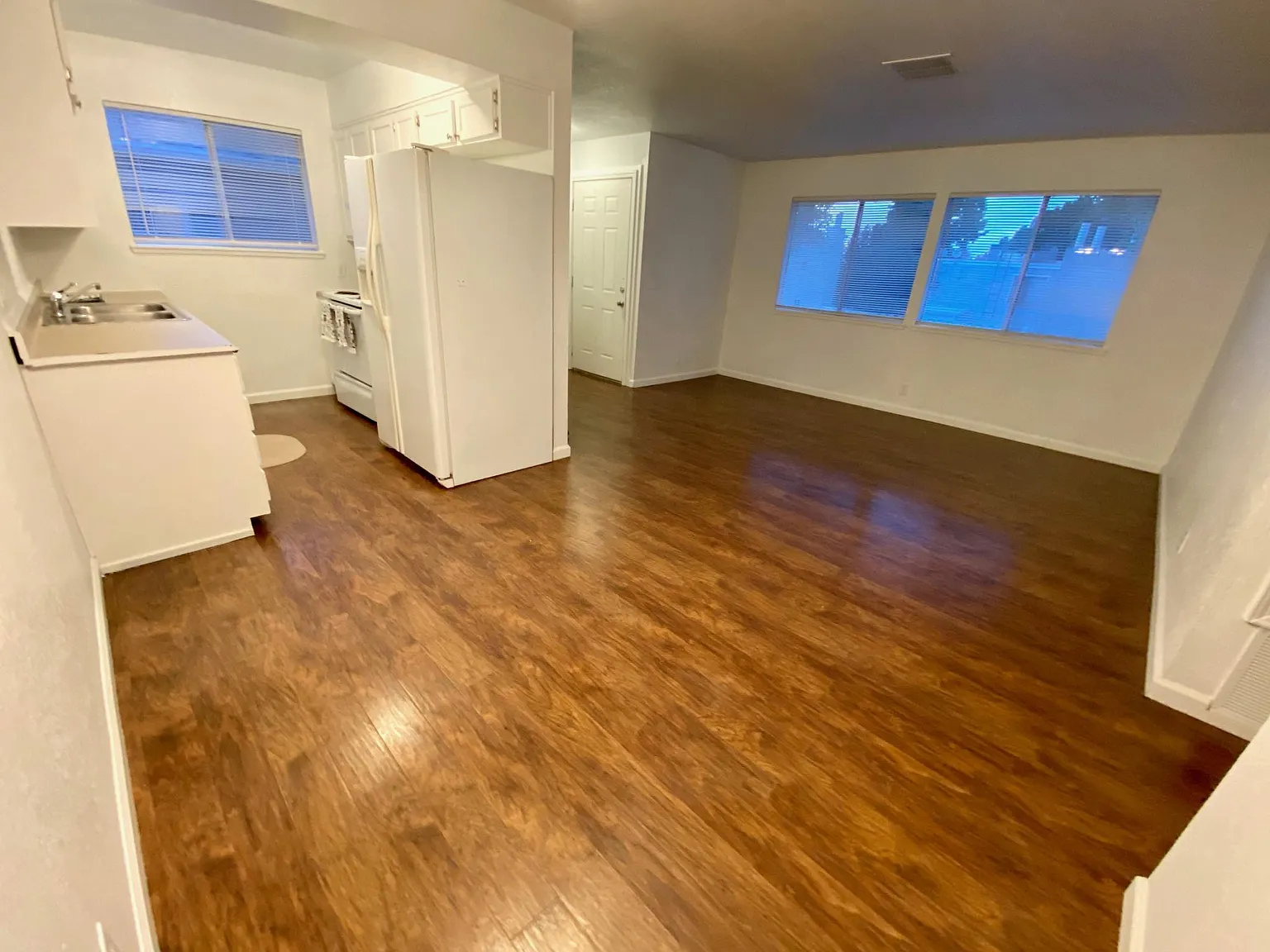1257 Casita Dr APT 4 photo 1