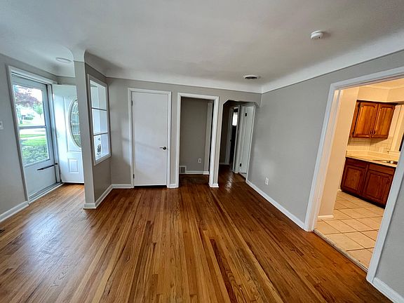 4th image of 26122 Palmer Blvd