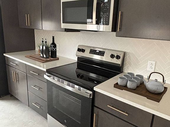 5th image of 245 Bryant St #306