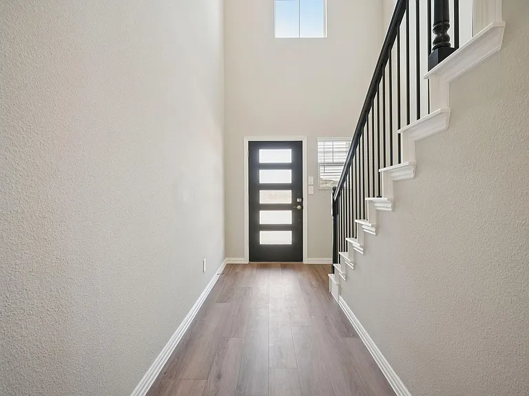 1412 Bridgestone Dr — Photo 19