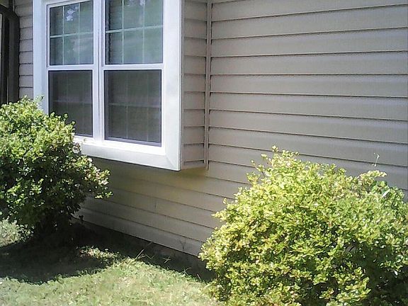 2nd image of 7501 Chatham Cir