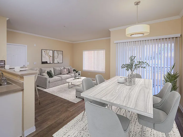SkyeCrest Apartments — Photo 6