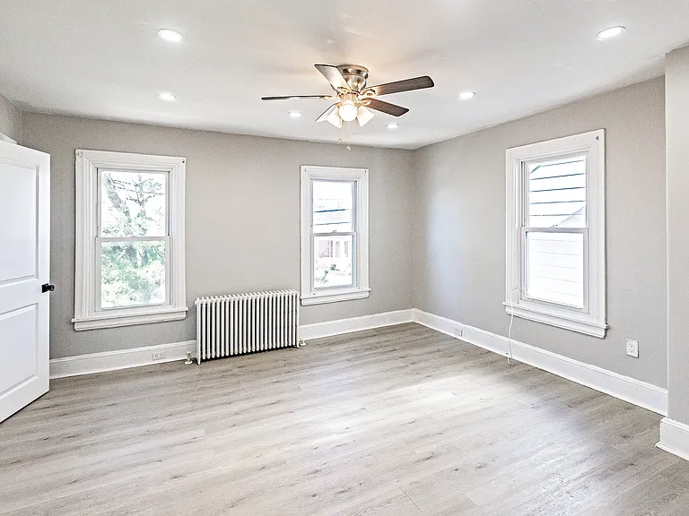 650 N Broad St — Photo 6