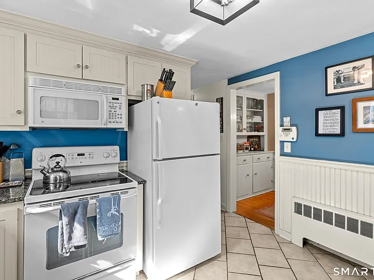 38 Barry Ln — Photo 18
