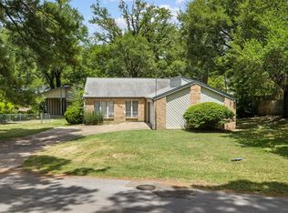 302 Lee Ln, Lufkin, TX 75904