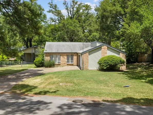 302 Lee Ln, Lufkin, TX 75904