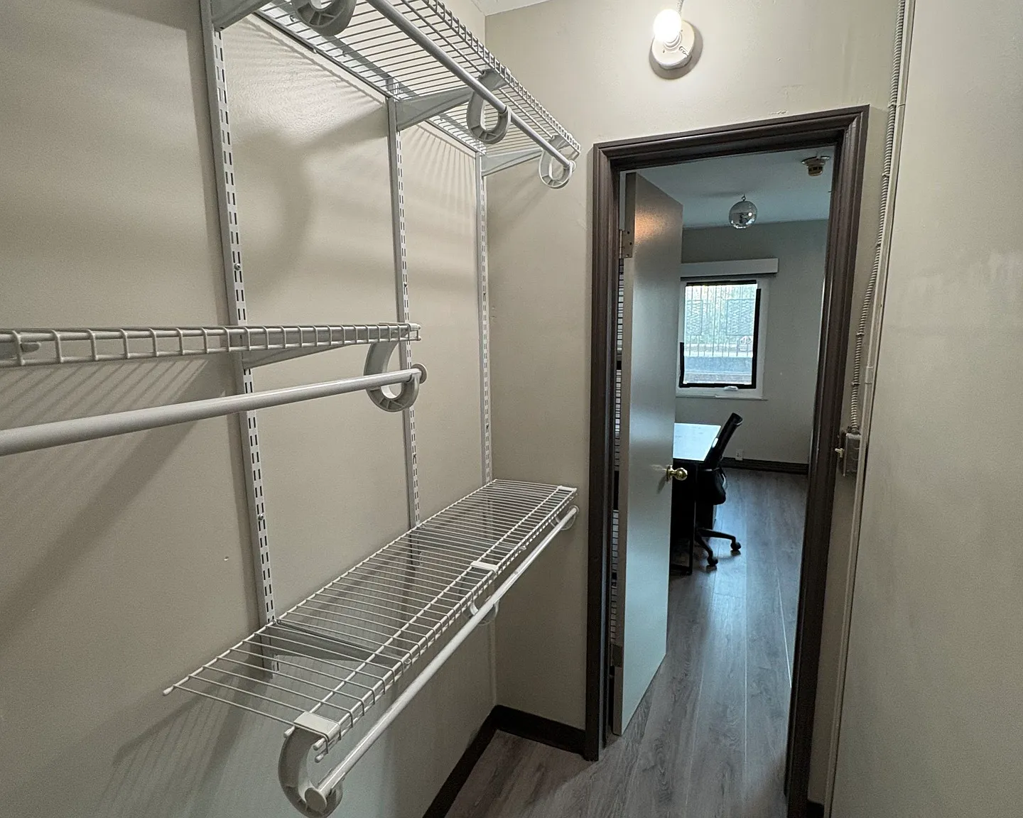 519 Landfair Avenue — Photo 4