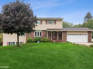 858 N Honeysuckle Ln, La Porte, IN 46350