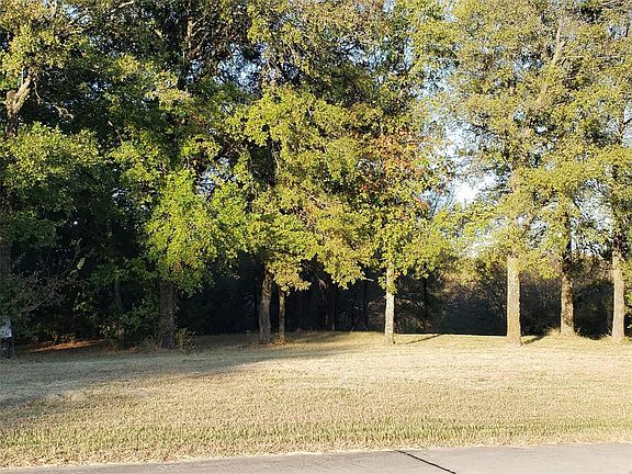 2nd image of 1417 Cypress Bend Dr Lot 412