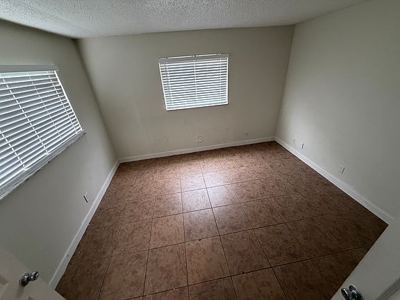 2nd image of 321 SW 2nd Ct APT 10
