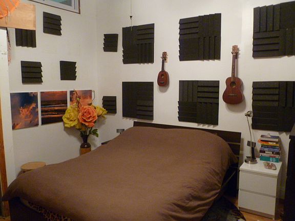 3rd image of 441 Tompkins Ave APT 1