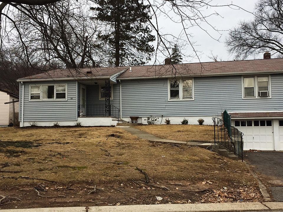 Use of 1 side of driveway and 1 garage