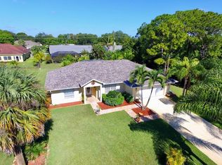 1915 17th Ave SW, Vero Beach, FL 32962