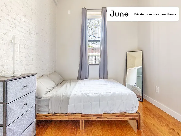 60-47 68th Ave #D — Photo 2