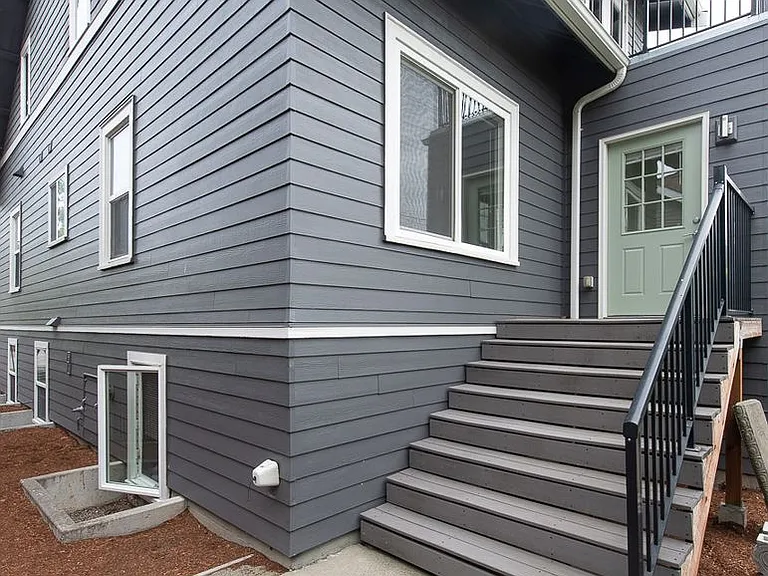 804 NW Market Street — Photo 12