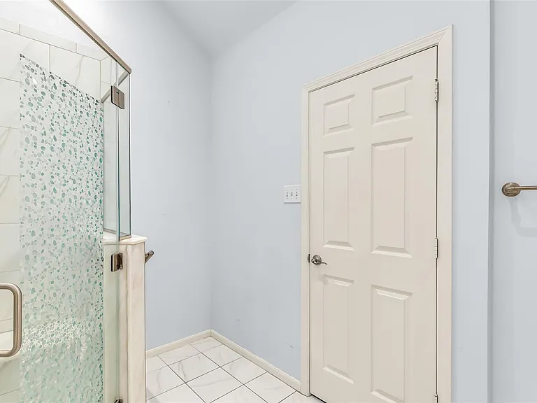2330 Summit Way Ct — Photo 23