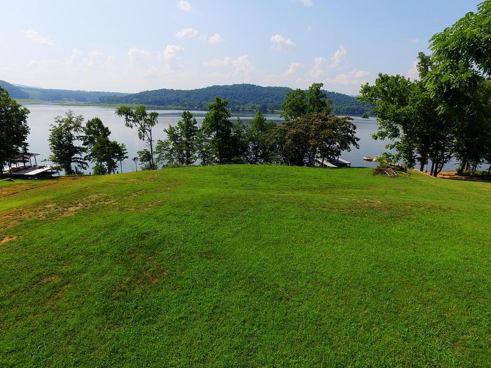 2nd image of 500 Emory River Rd