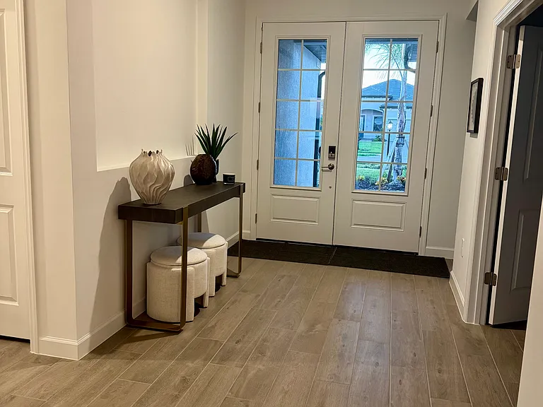 Hinkley Dr — Photo 8