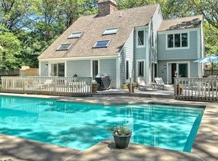 93 Glenneagle Dr, Mashpee, MA 02649