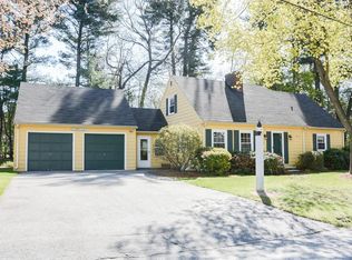 10 Hidden Way, Chelmsford, MA 01824