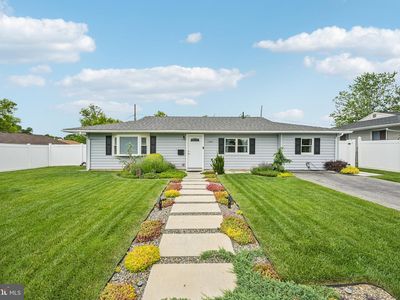 1 Curry Ln, Newark, DE, 19713