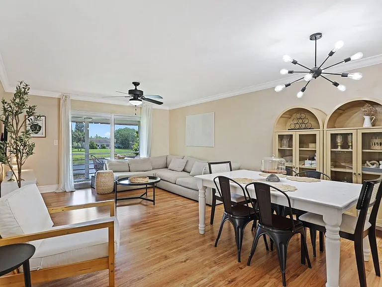 2700 Fiore Way #2020 — Photo 2