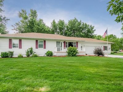7405 Railway St, Palo, IA, 52324