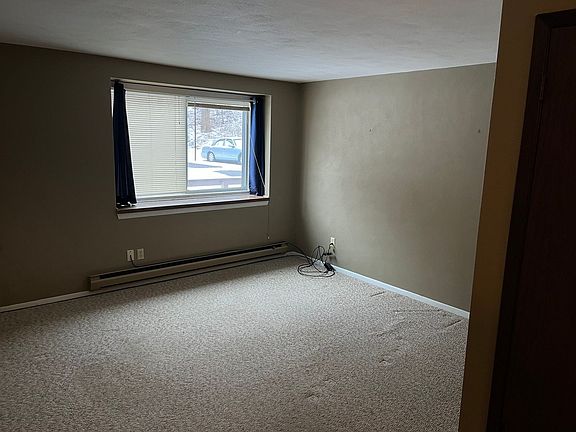 2nd image of 210 N High St #105