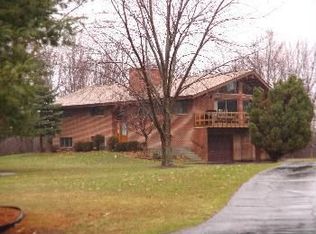 3295 Middlesax Dr, Long Grove, IL 60047