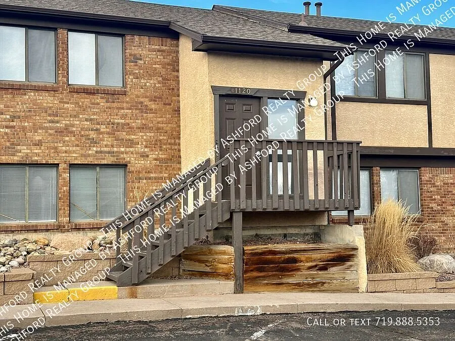1120 Yuma St — Photo 1