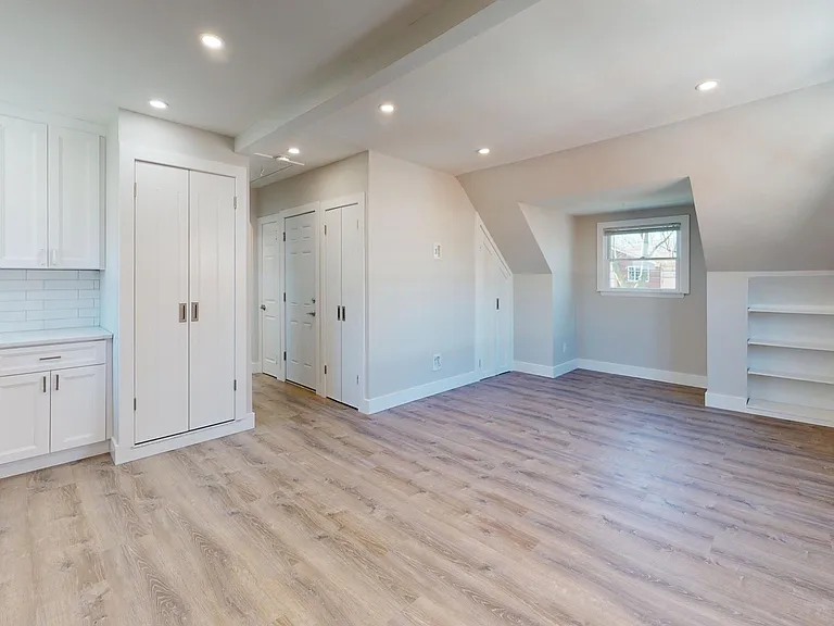 Unfurnished Living Room / Kitchen Space
