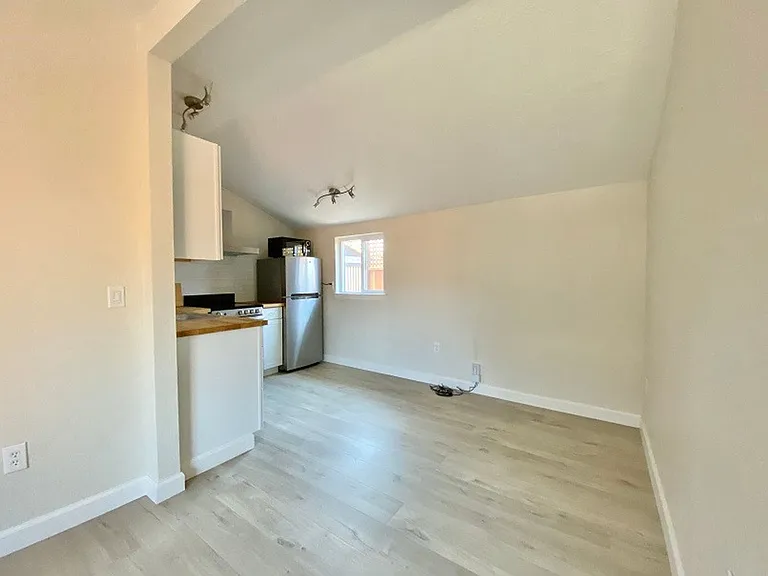 1407 Vale Ave — Photo 11
