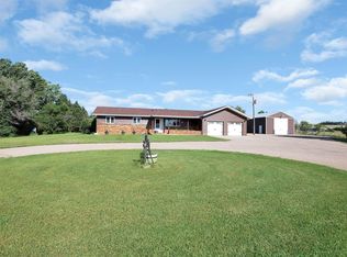 5356 134th Ave NW, Williston, ND 58801